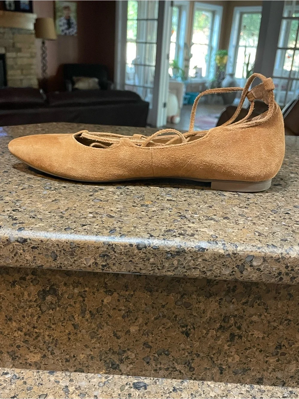 Gorgeous Camel Suede Vionic Lucinda Tan Lace-Up Pointed Toe Ballet Flat Sz 8.5